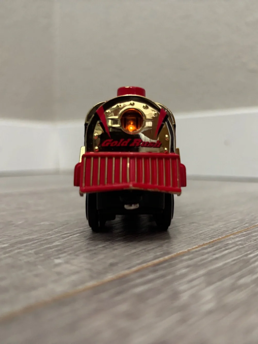 Gold Rush - Battery Powered Engine by Lionel - Works!